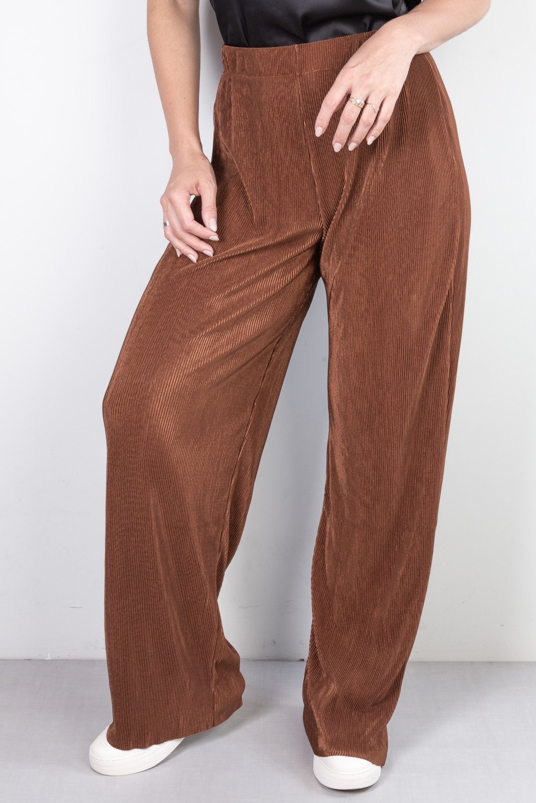 Calça Enluaze Feminina Pantalona Plissada 51074 – Marrom