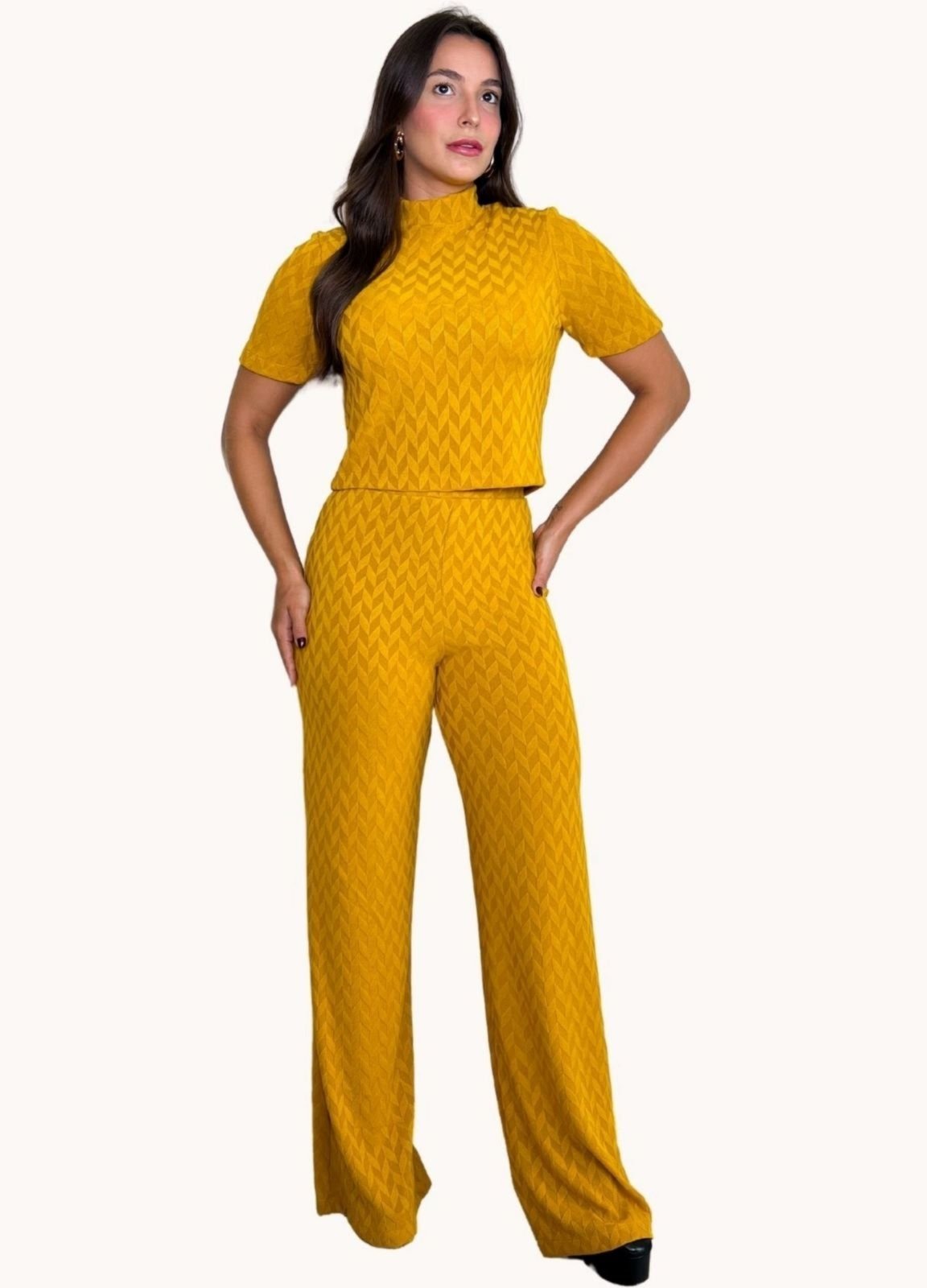 CONJUNTO FEMININO CALÇA E BLUSA MANGA CURTA Mostarde