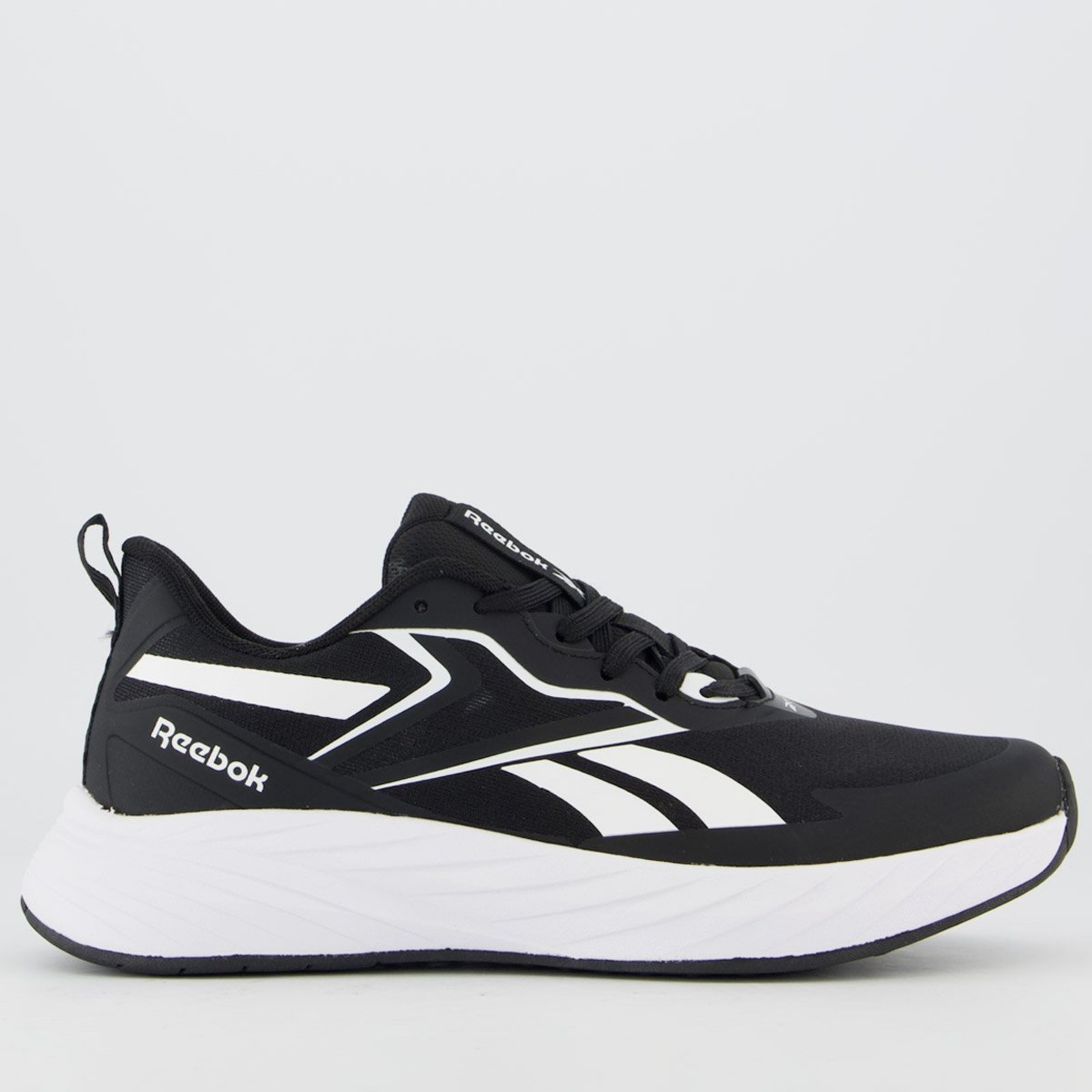 Tênis Reebok Verse Preto e Branco