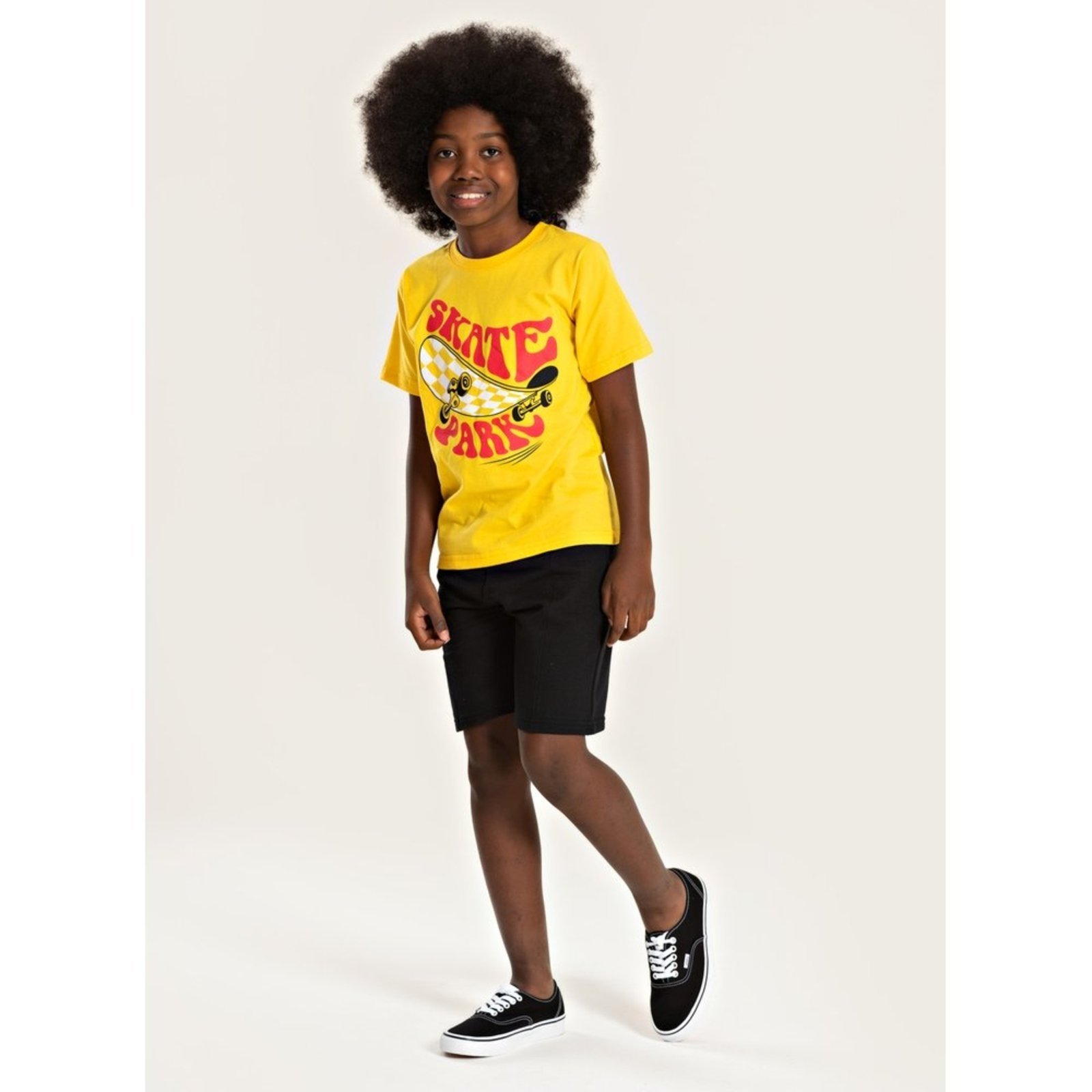 Infantil – Conjunto Molekada Verão Menino Amarelo Camiseta e Bermuda Com Recortes Skate Park