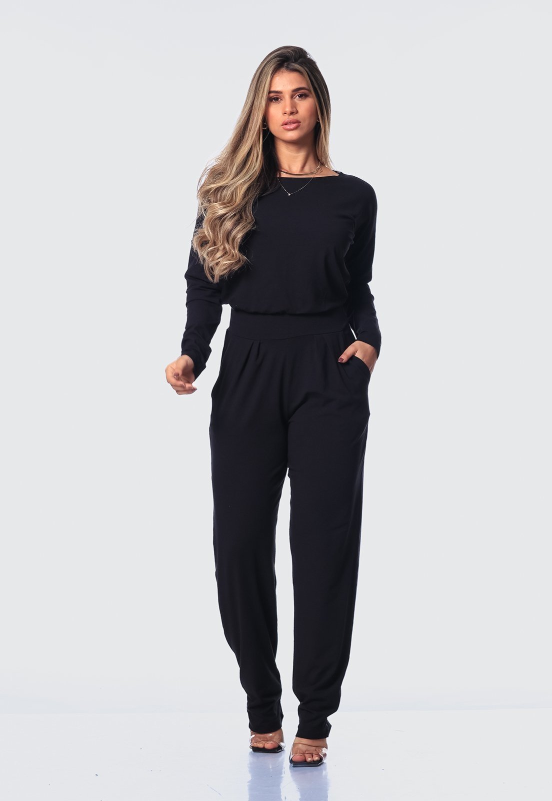 Macacão M/L Decote Canoa B’Bonnie Maitê Preto