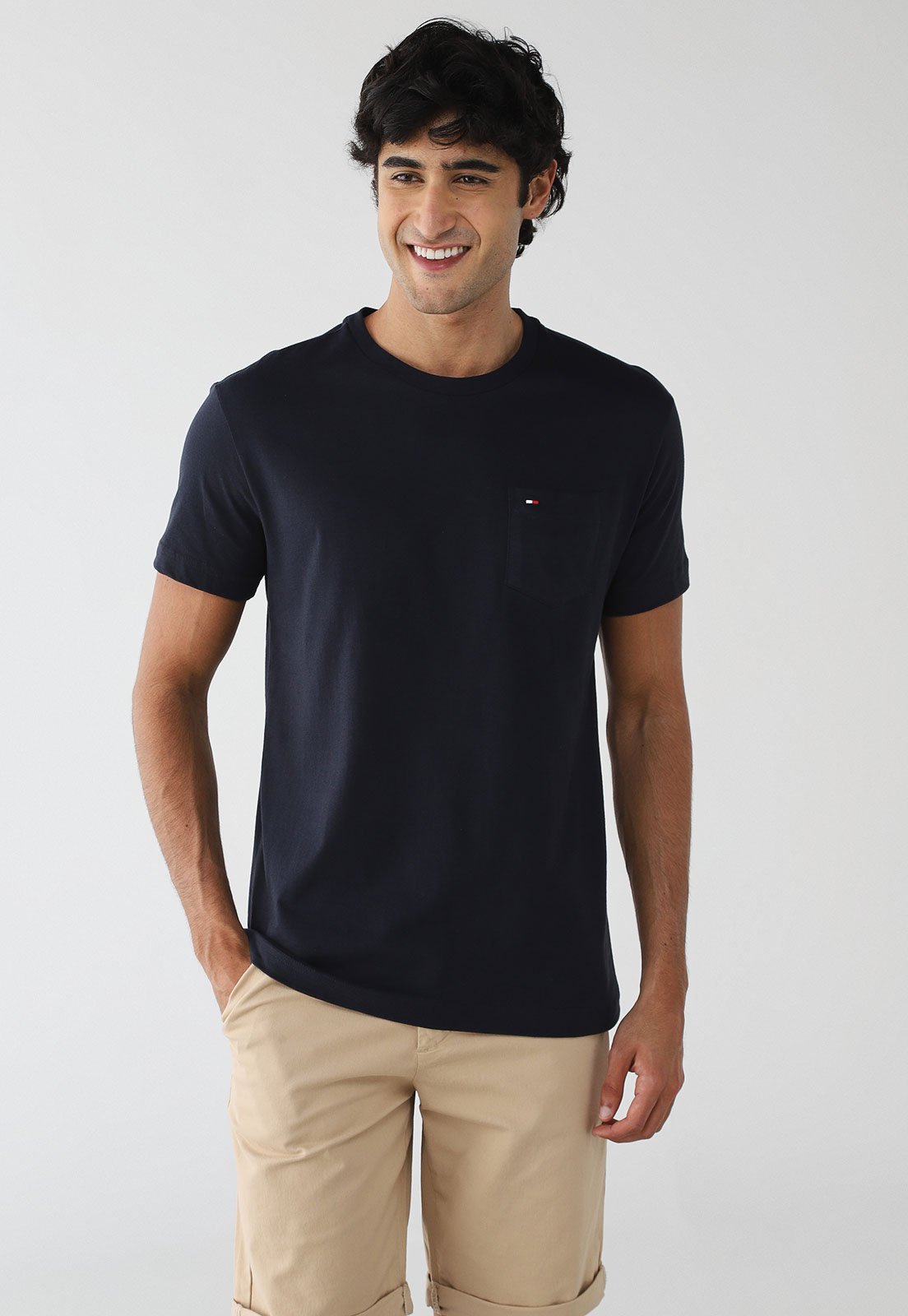 Camiseta Tommy Hilfiger Regular Pocket Azul-Marinho