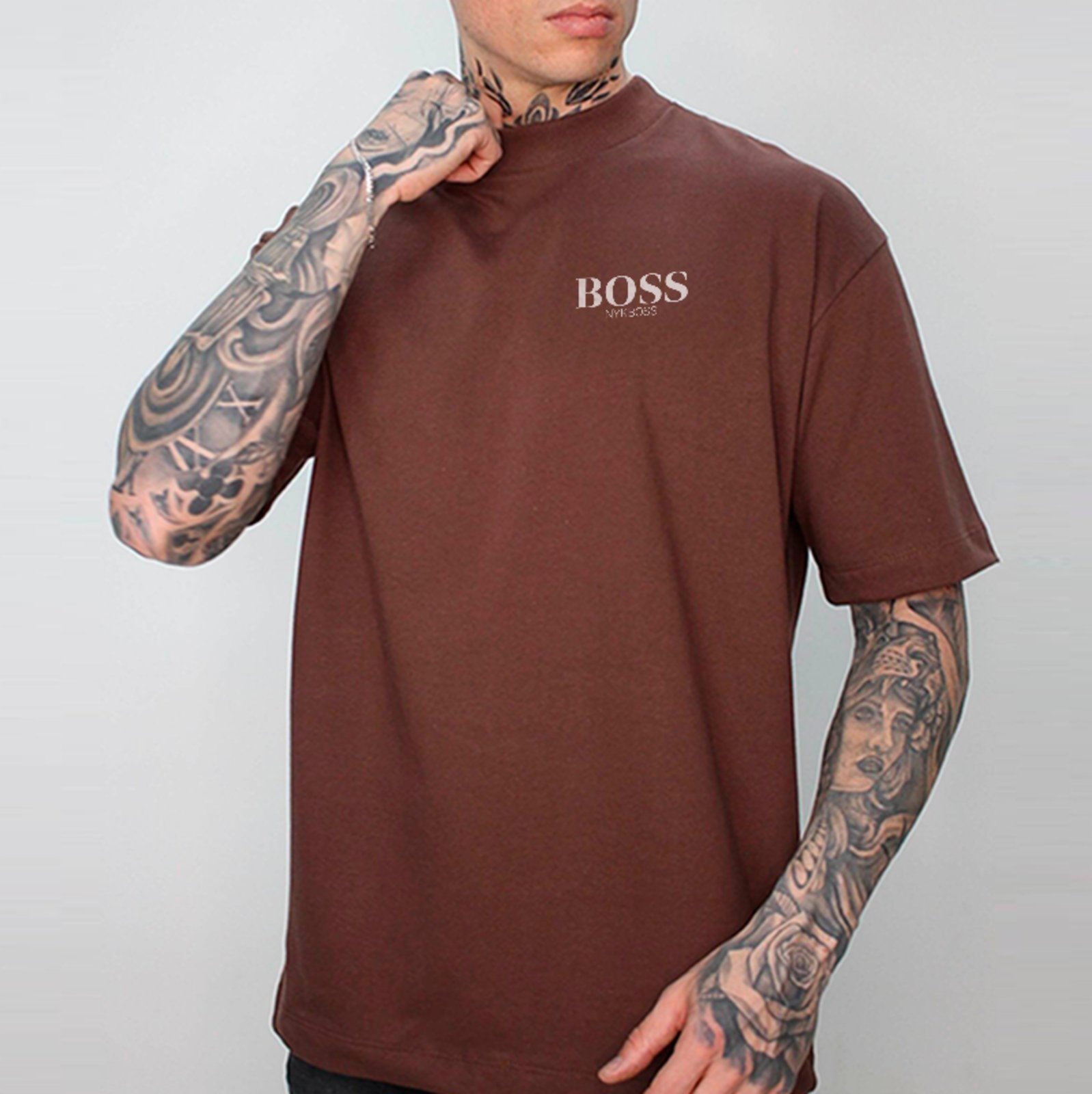 Camiseta Oversized Boss Estilo Fashion Casual Premium Unissex Marrom
