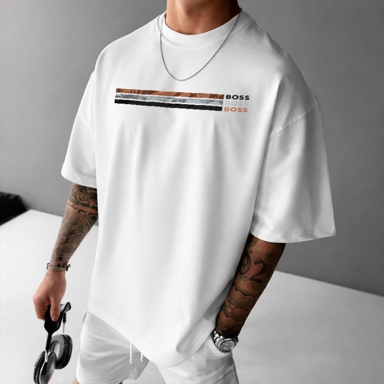Camiseta Oversized Boss Estampa Listrada Fashion Estilosa Branco