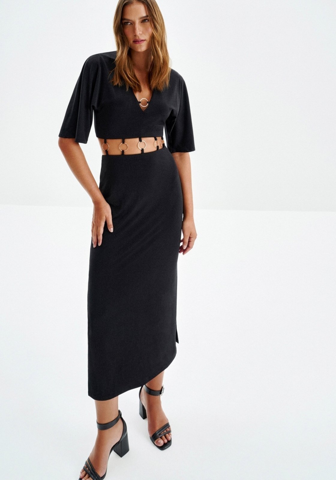 Vista 3 Vestido Midi em Malha Brilho com Cut Argolas Lez a Lez preto Lez a Lez preto