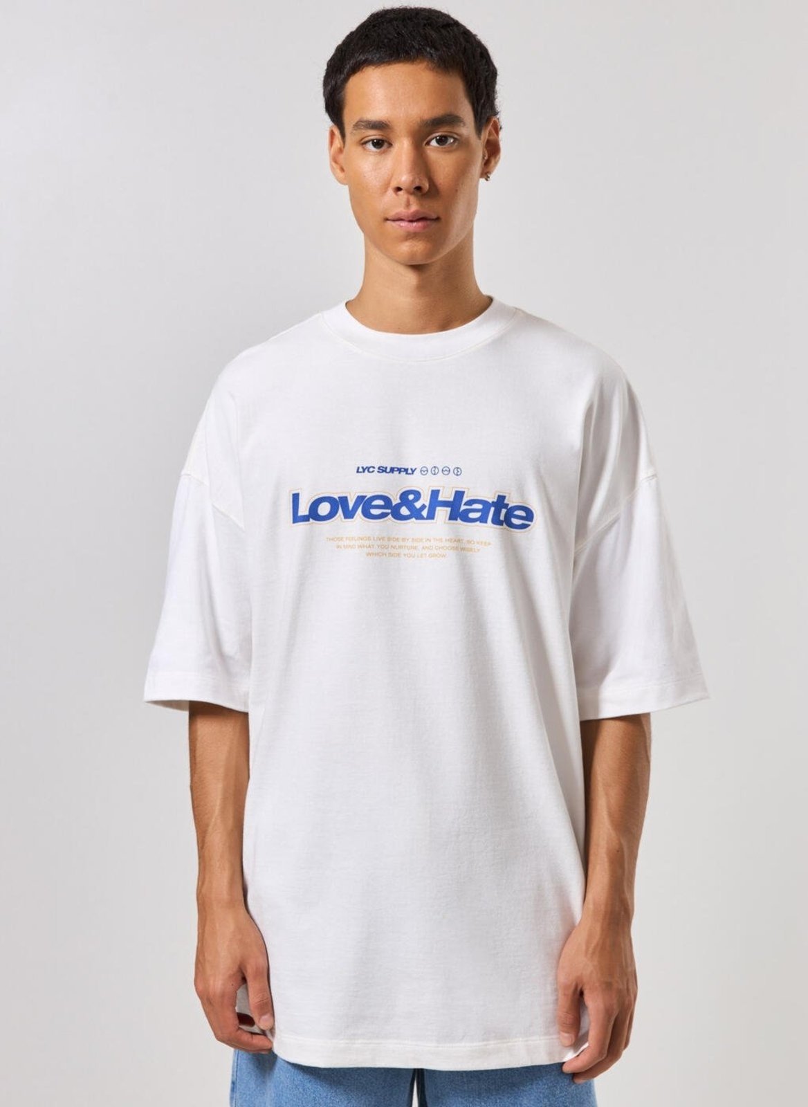 Camiseta Oversized Malhão Off-White Com Escrito