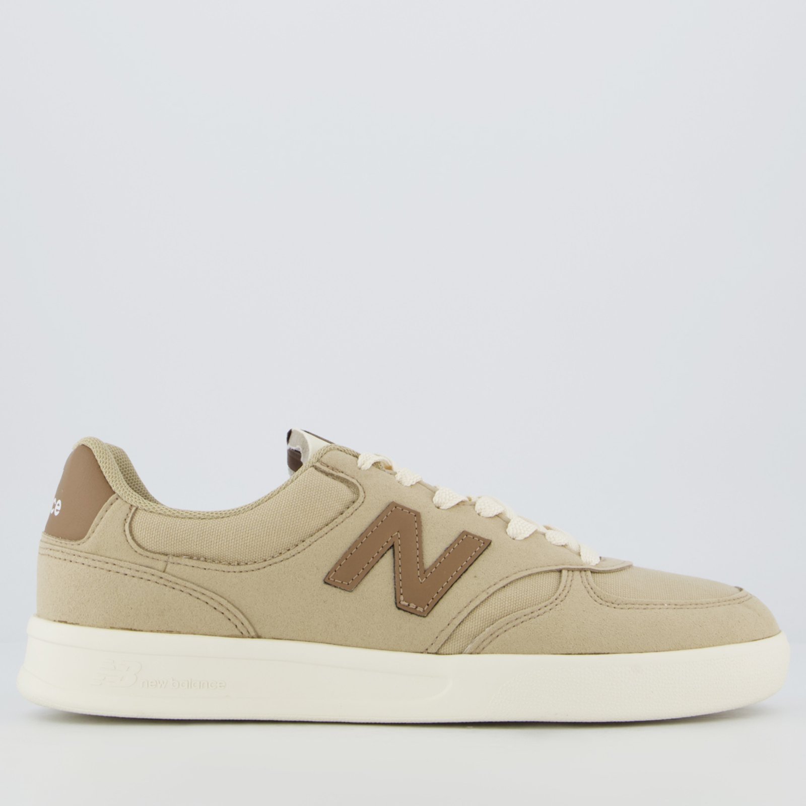 Tênis New Balance CT 300 V3 Marrom e Bege