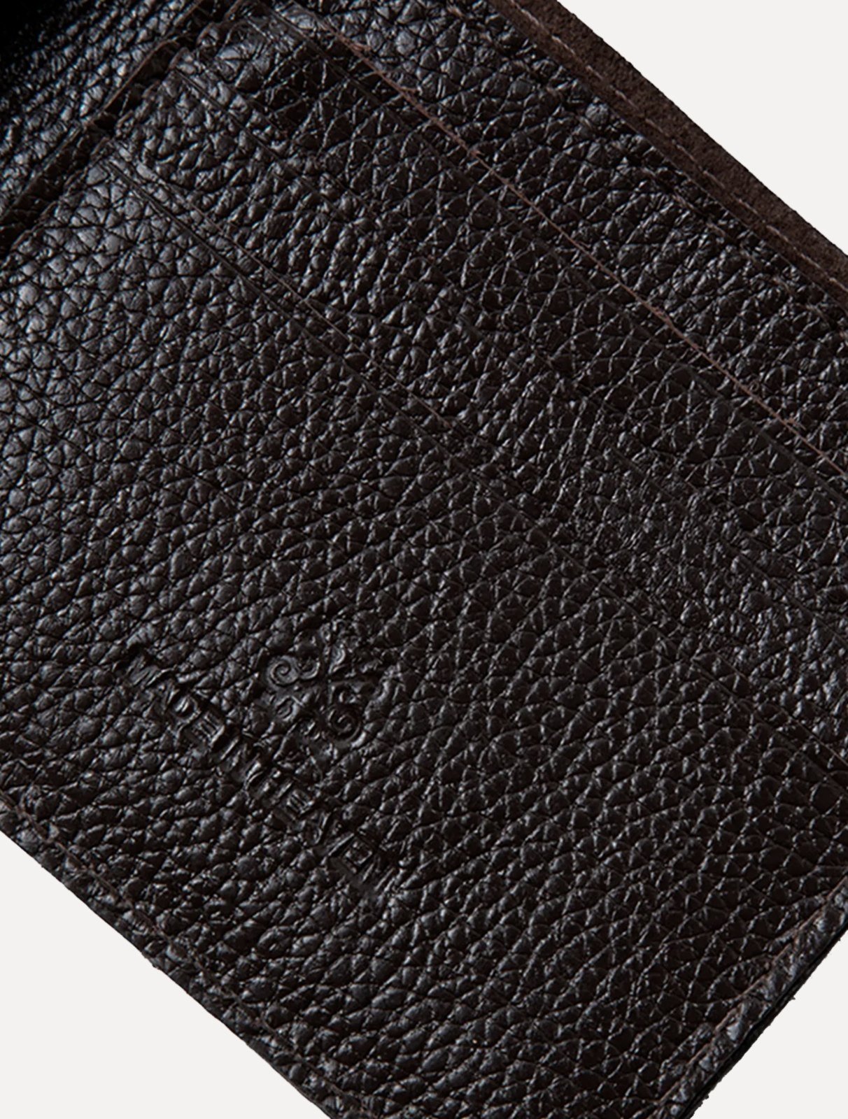 Vista 3 Carteira John John Masculina Couro JJ Suede Escuro marrom John John marrom