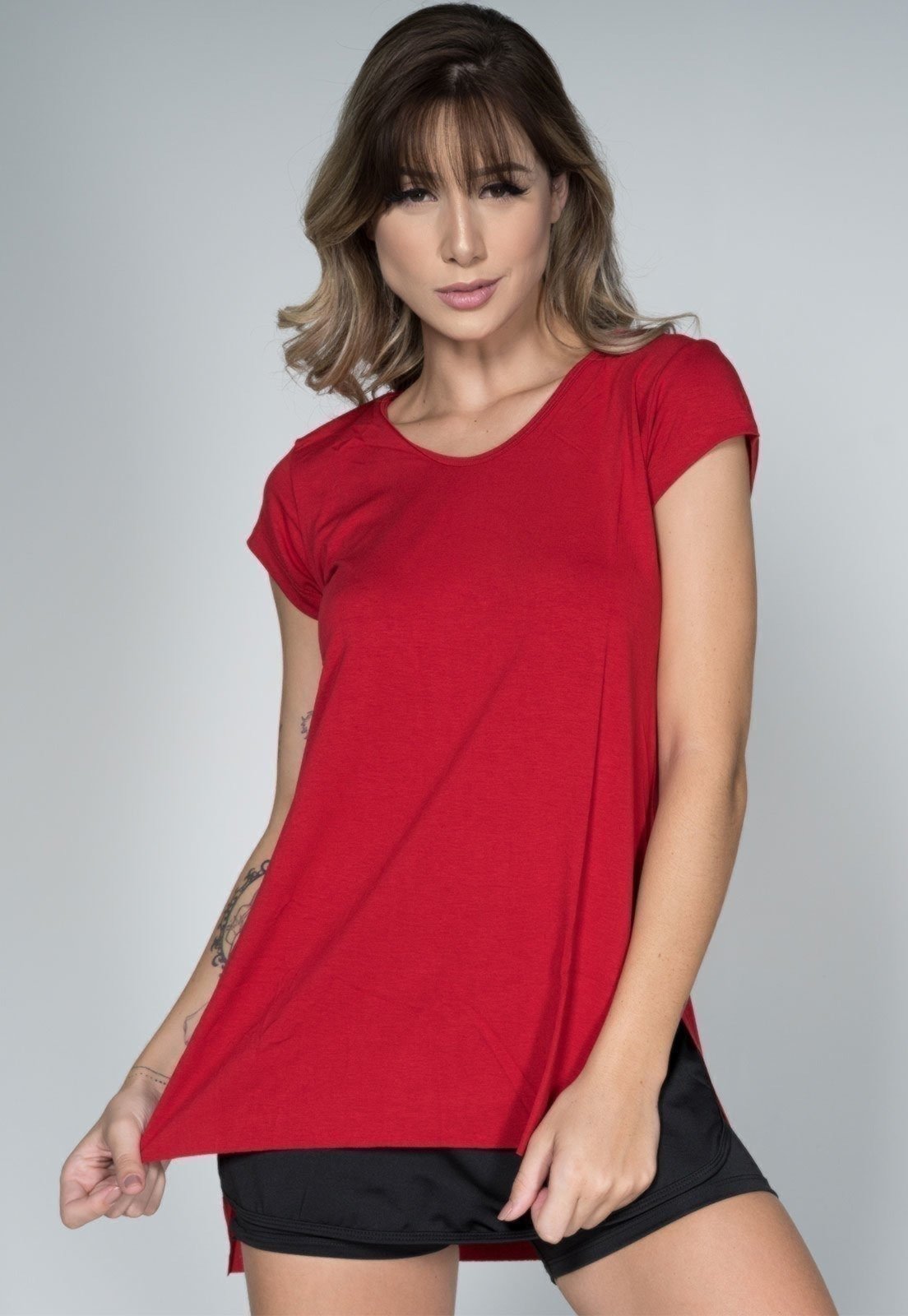 Blusa Serra e Mar Modas Fitness Longa Tapa Bumbum Ju