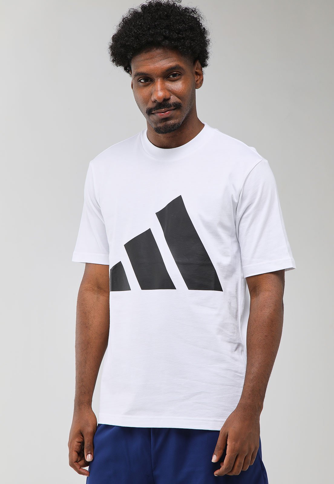 Camiseta Masculina adidas Sportswear Big Logo Branca