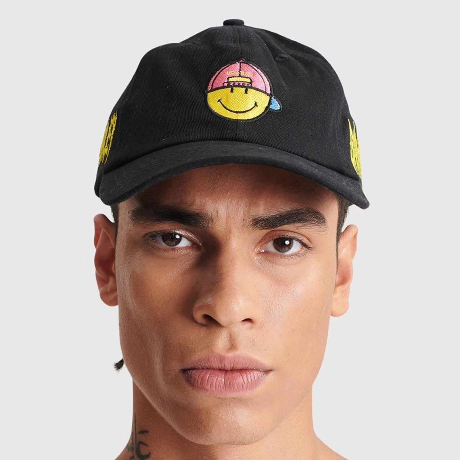 BONÉ DAD HAT BAW SNAPBACK SMILEY Preto