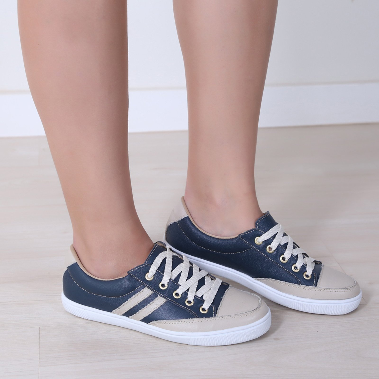 Tênis de Couro Casual Moda Azul Marinho com Listra