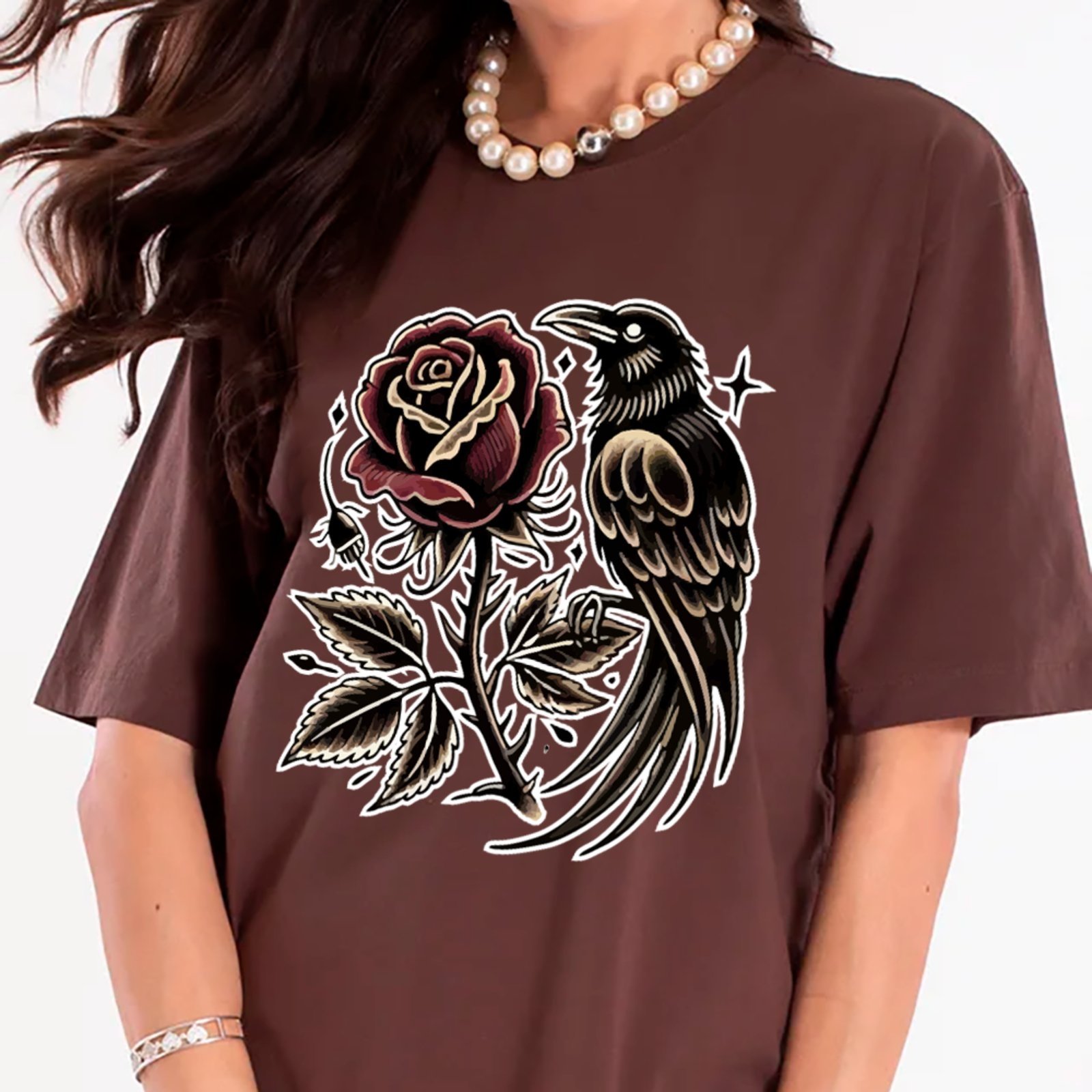Camiseta Ousy Corvo Rosa Vermelha Oversized Unissex Marrom