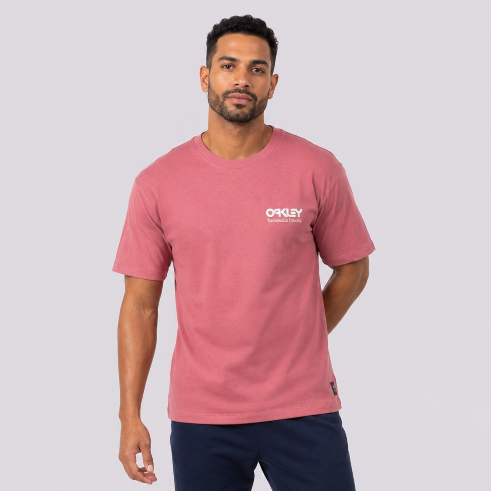 Camisa Oakley Thermonuclear Logo SS Rosê