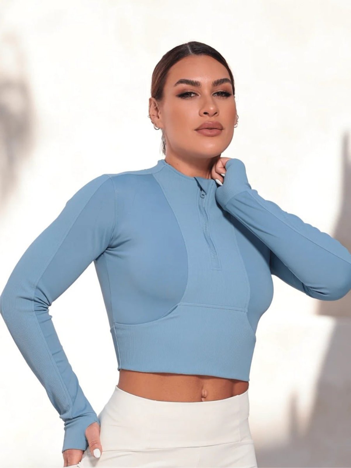 Jaqueta Slim Cropped Fitness Feminina Manga Longa Com Meio Ziper E Dedal Azul