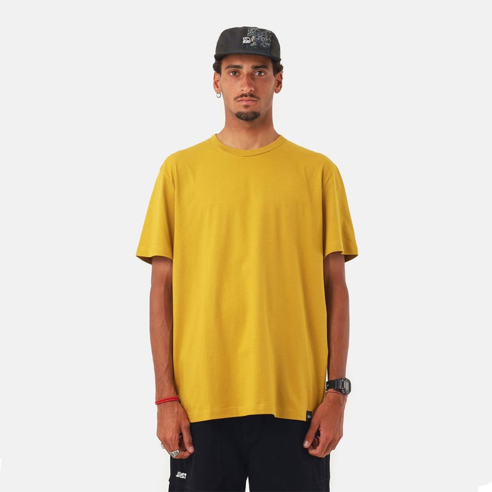 T-Shirt Regular Básica Lisa Lost