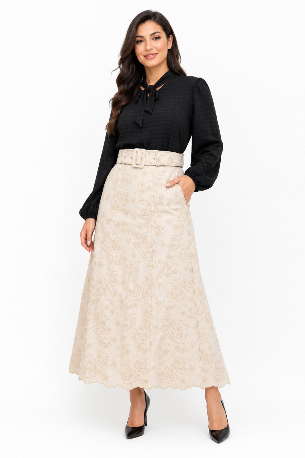 Saia Midi Evasê D Bell Outlet Fashion Bordado Off White