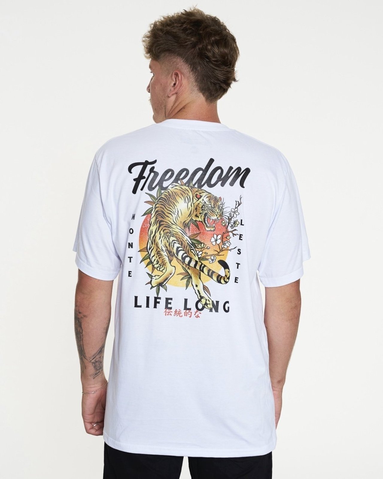 Camiseta Regular Estampada - Long Life Branco