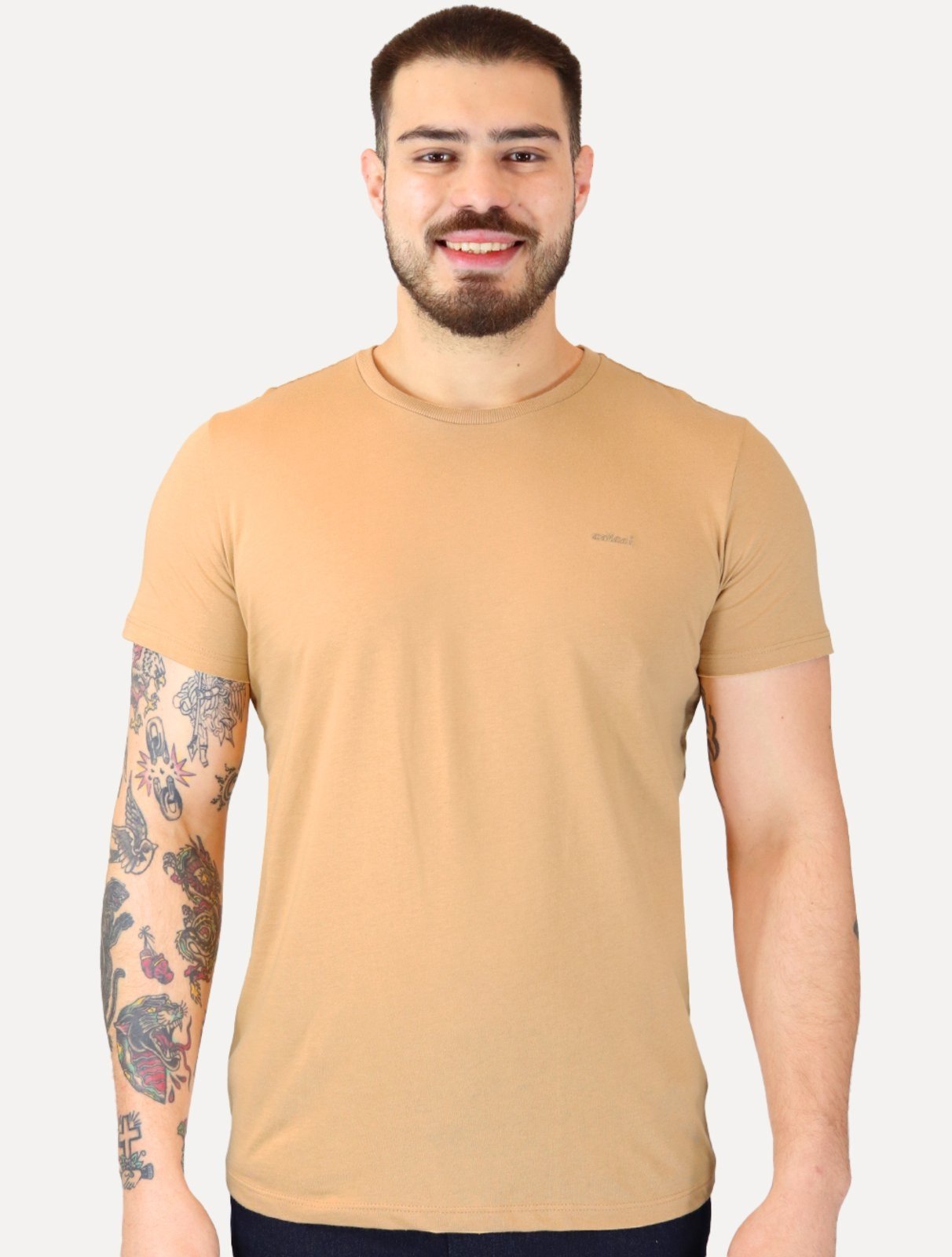 Camiseta Colcci Masculina Slim Back To Basics Orange Logo Bege
