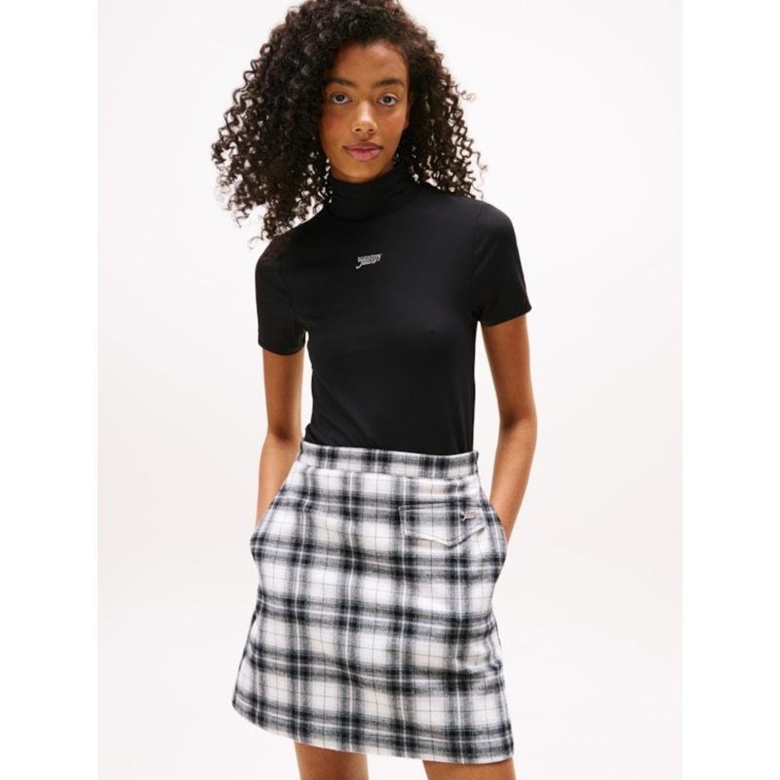 Camiseta Super Slim com Aplicação Metalizada Preto