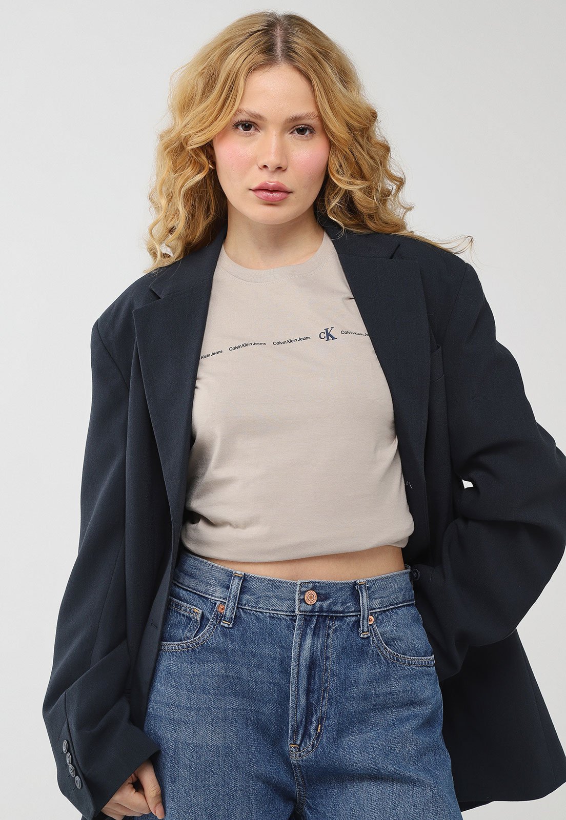 Camiseta Feminina Calvin Klein Jeans Logo Bege