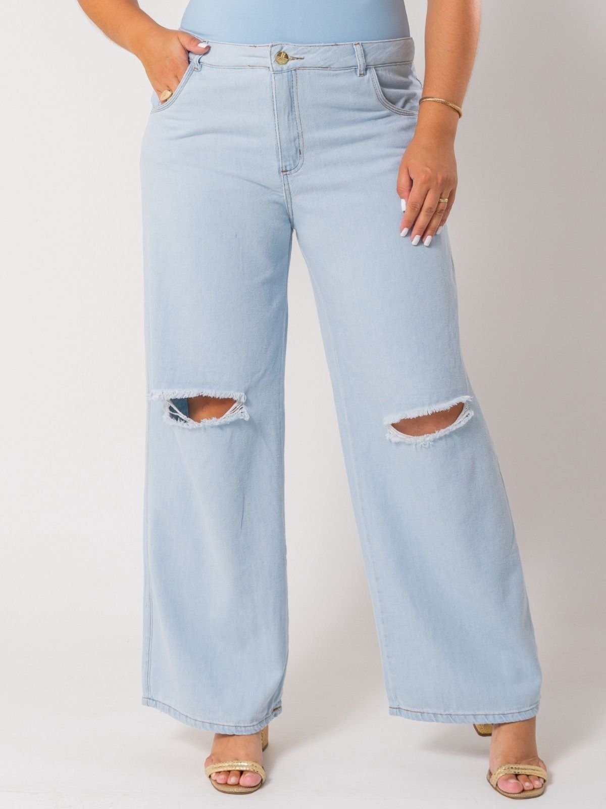 Calça Donna De Paula Wide Leg Azul Com Rasgo No Joelho Cintura Alta