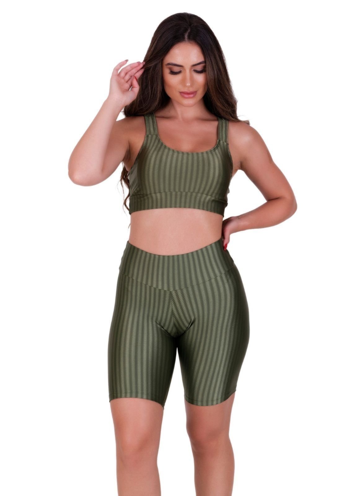 Conjunto Fitness Top com Bojo Removível e Bermuda 3D Adulto Feminino Terra e Mar Verde
