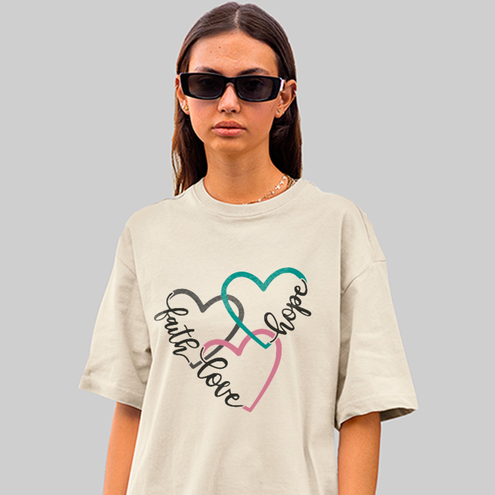 Camiseta Oversized Fé Amor Esperança Unissex Off White