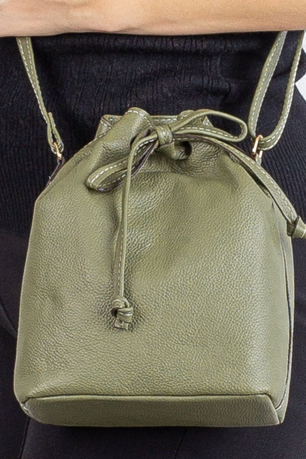 Vista 2 Mini bolsa saco em couro liso Nathy Andrea Vinci bege Andrea Vinci bege