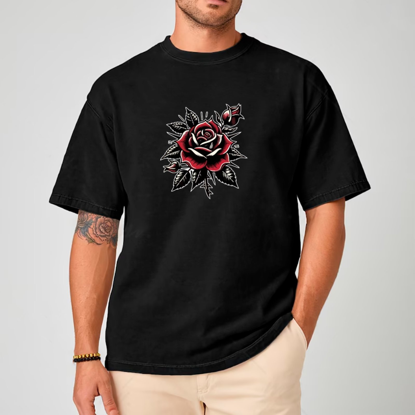 Camiseta Ousy Rosa Vermelha Folhas Verdes Oversized Unissex Preto