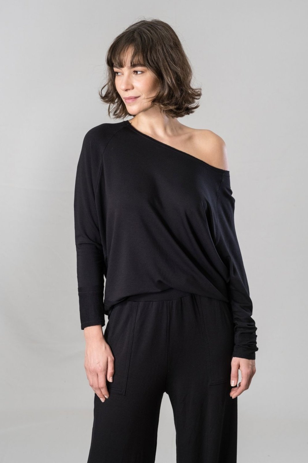 Blusa Raglan Bamboo Preta Blusa Raglan Bamboo Preta GG Suntime
