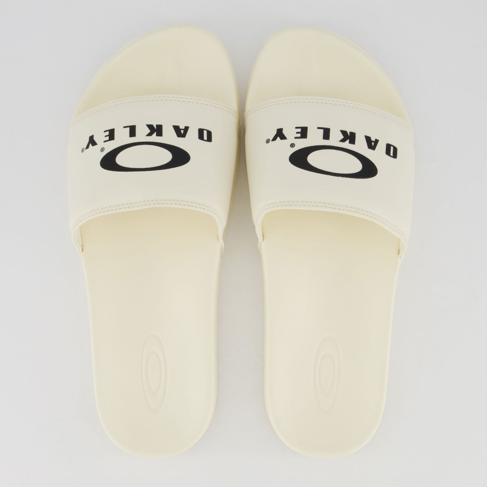 Chinelo Oakley Malibu Bark Off White