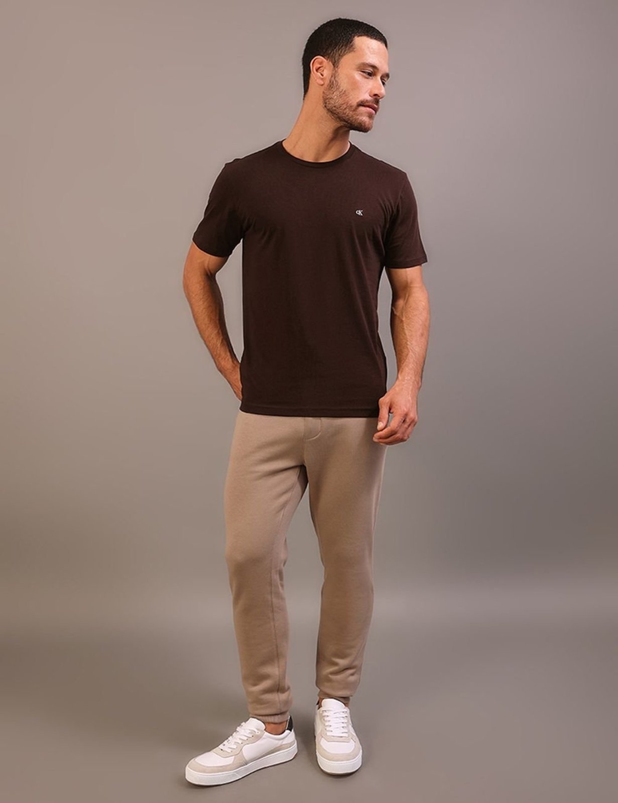 Camiseta Manga Curta Calvin Klein Jeans Masculino Calvin Klein Bordado - Cafe Calvin Klein Jeans