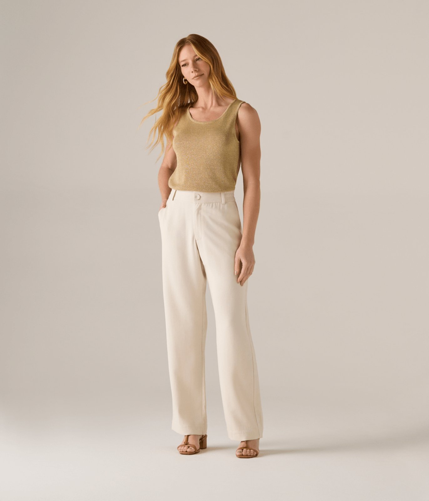 Calca Makenji Reta Com Elastico No Cos Feminina Areia