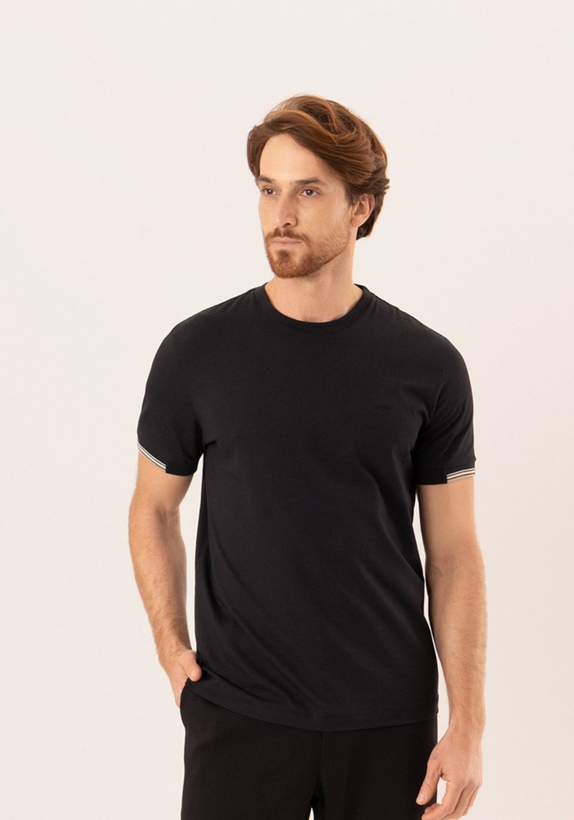 Camiseta De Mangas Curtas Em Malha Premium