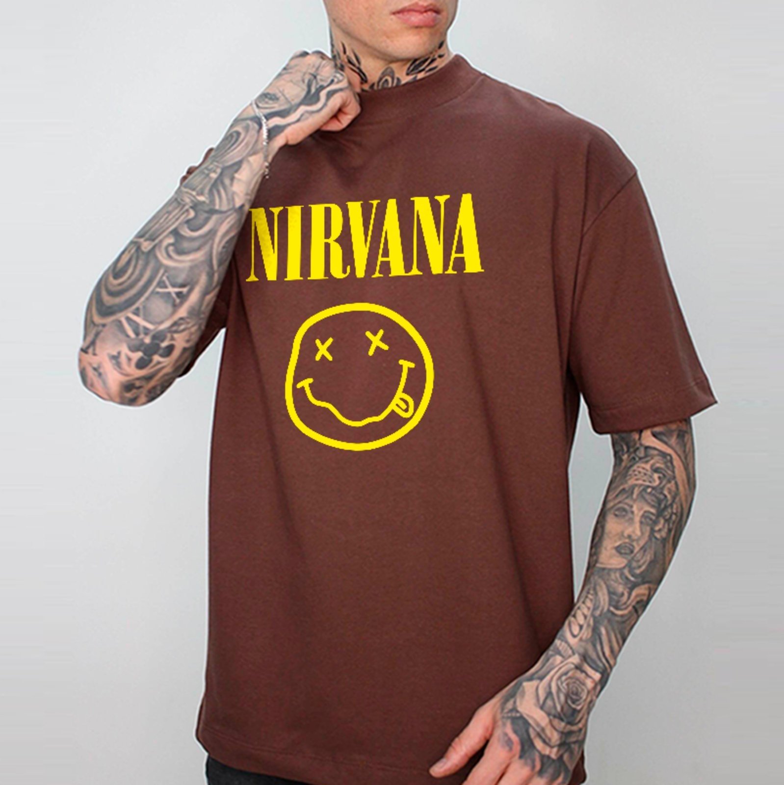 Camiseta Oversized Nirvana Rock Vintage Estampa Smile 90s Marrom
