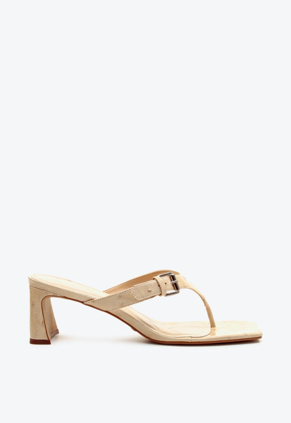 Tamanco Couro Creme Salto Baixo Cecconello 3065001-2