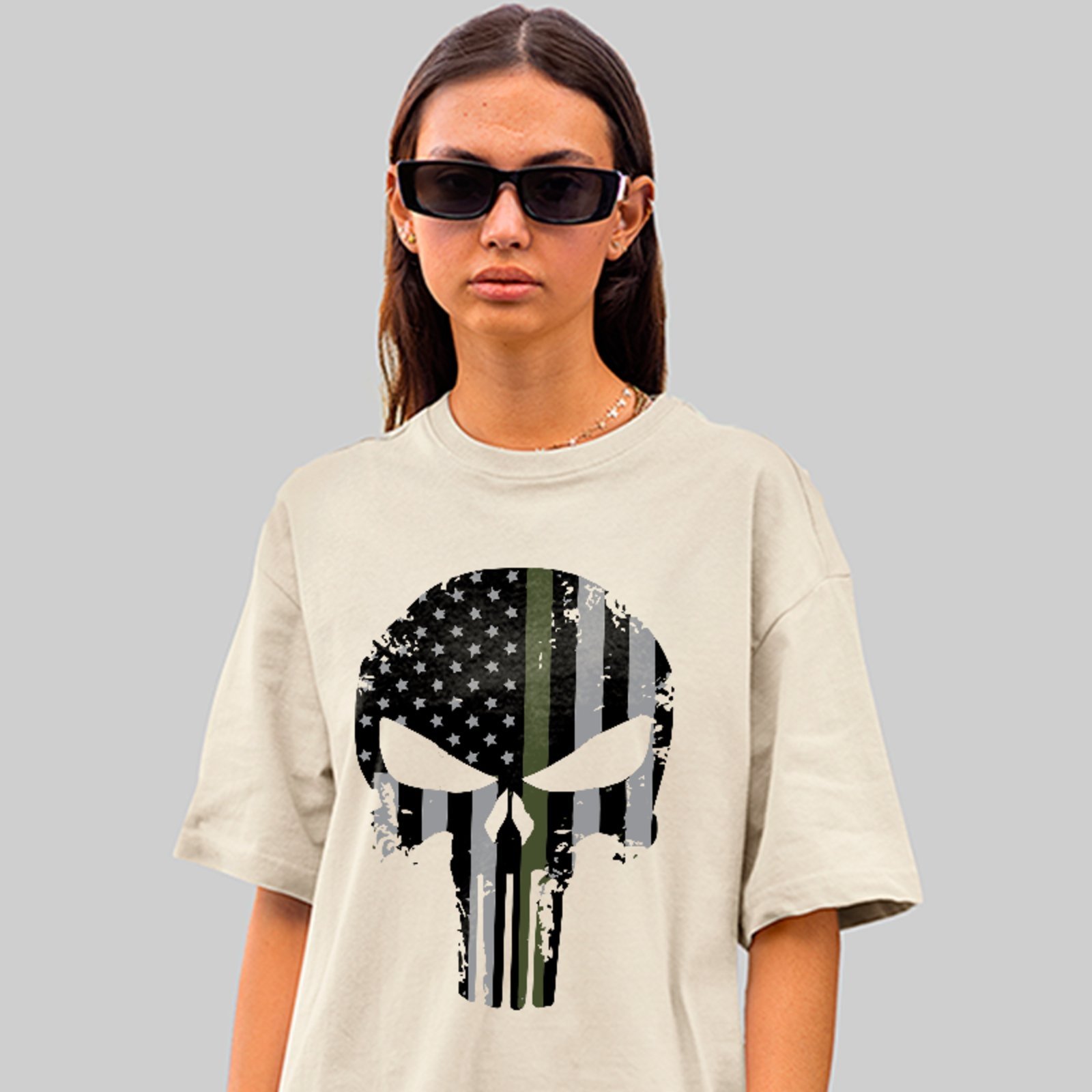 Camiseta Oversized Premium Punisher Caveira Militar American Flag Style Unissex Off White