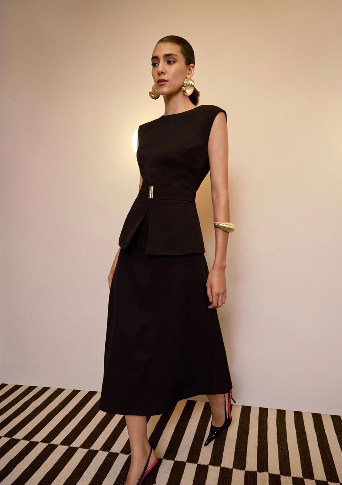 Vestido Midi Ajustado Profilo - Preto