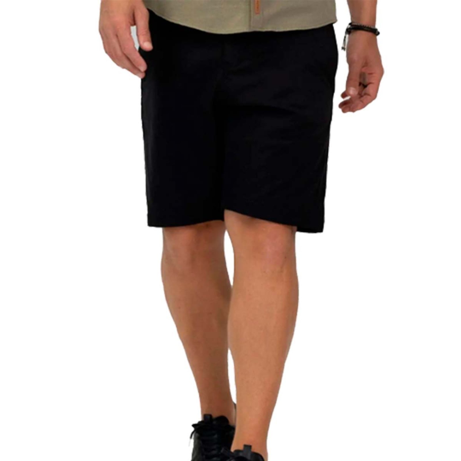 Bermuda Masculina Moletom Casual Básica Com Ajuste Elástico e Bolsos Uso Casual ou Treino Academia Preto