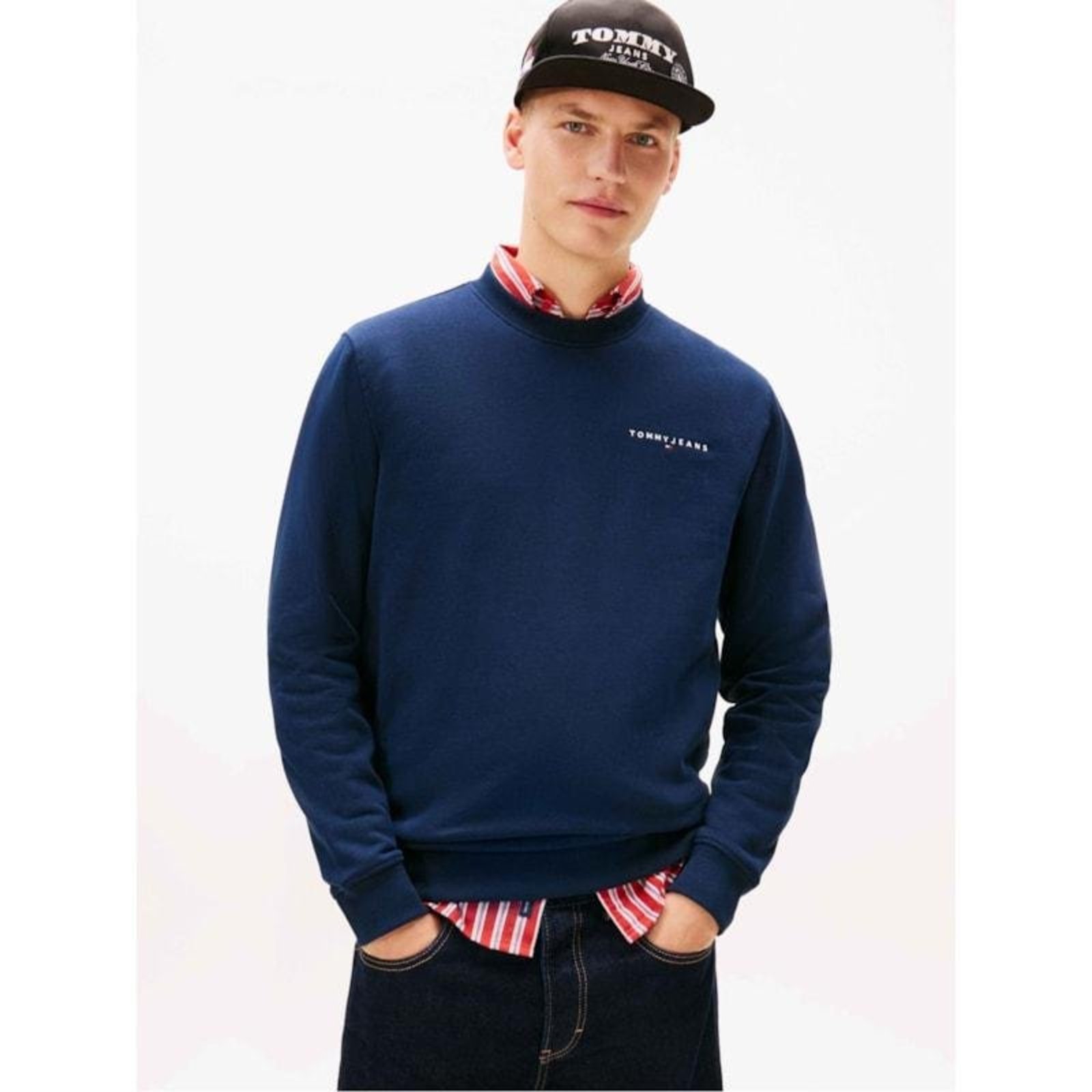 Moletom Tommy Jeans Regular com Logo Escrito Bordado Azul Marinho