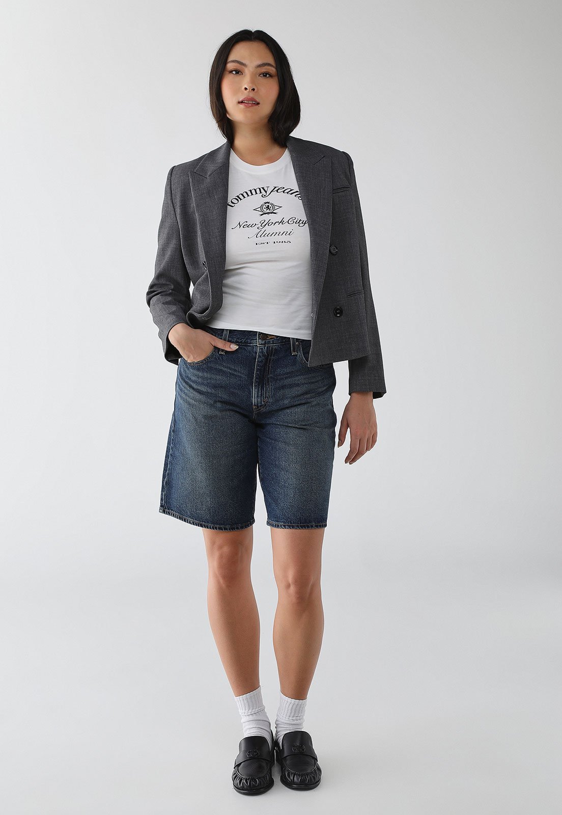Vista 3 Camiseta Feminina Tommy Jeans Slim Crest NYC Branca branco Tommy Jeans branco