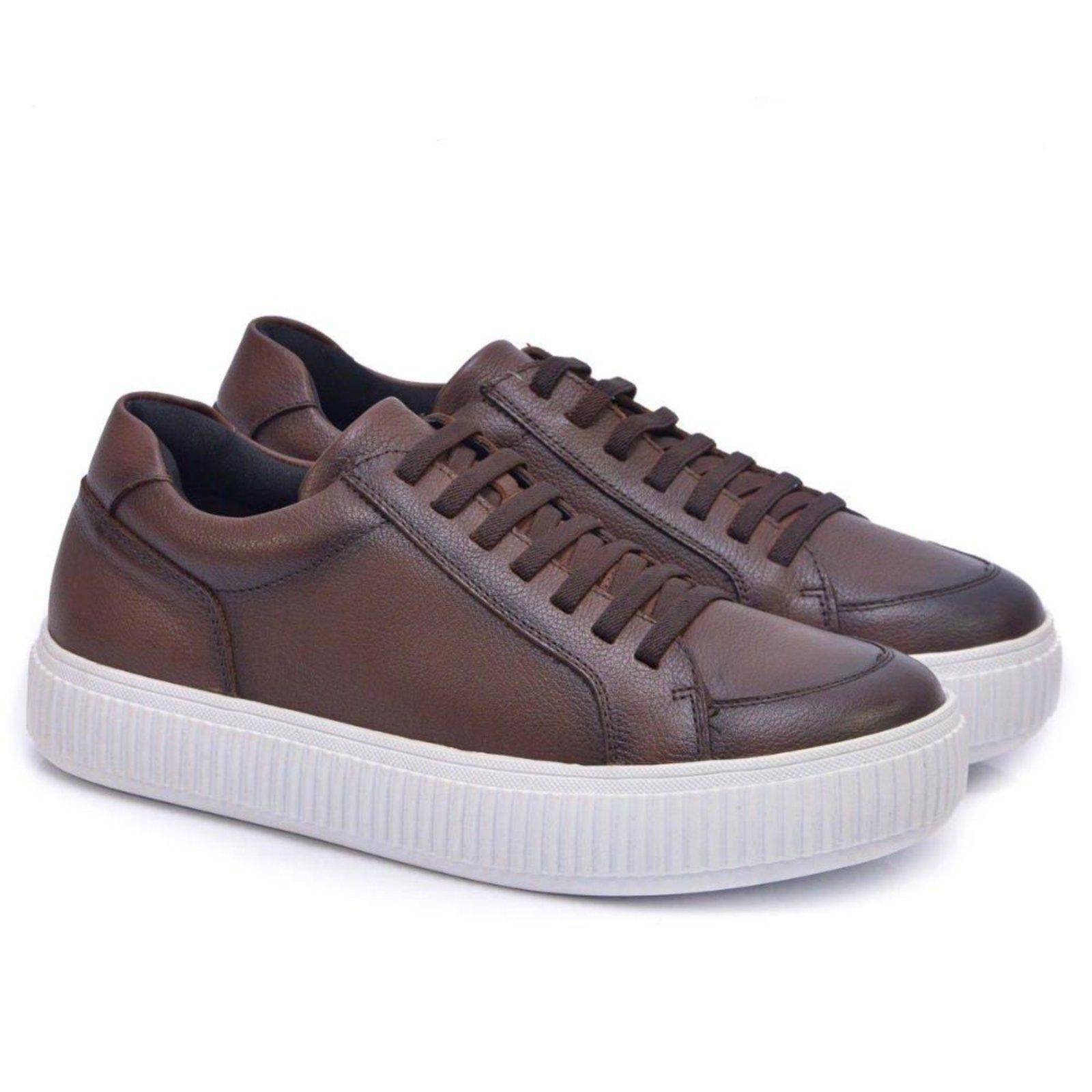 Tênis Casual Ferrara Malibu Couro Masculino