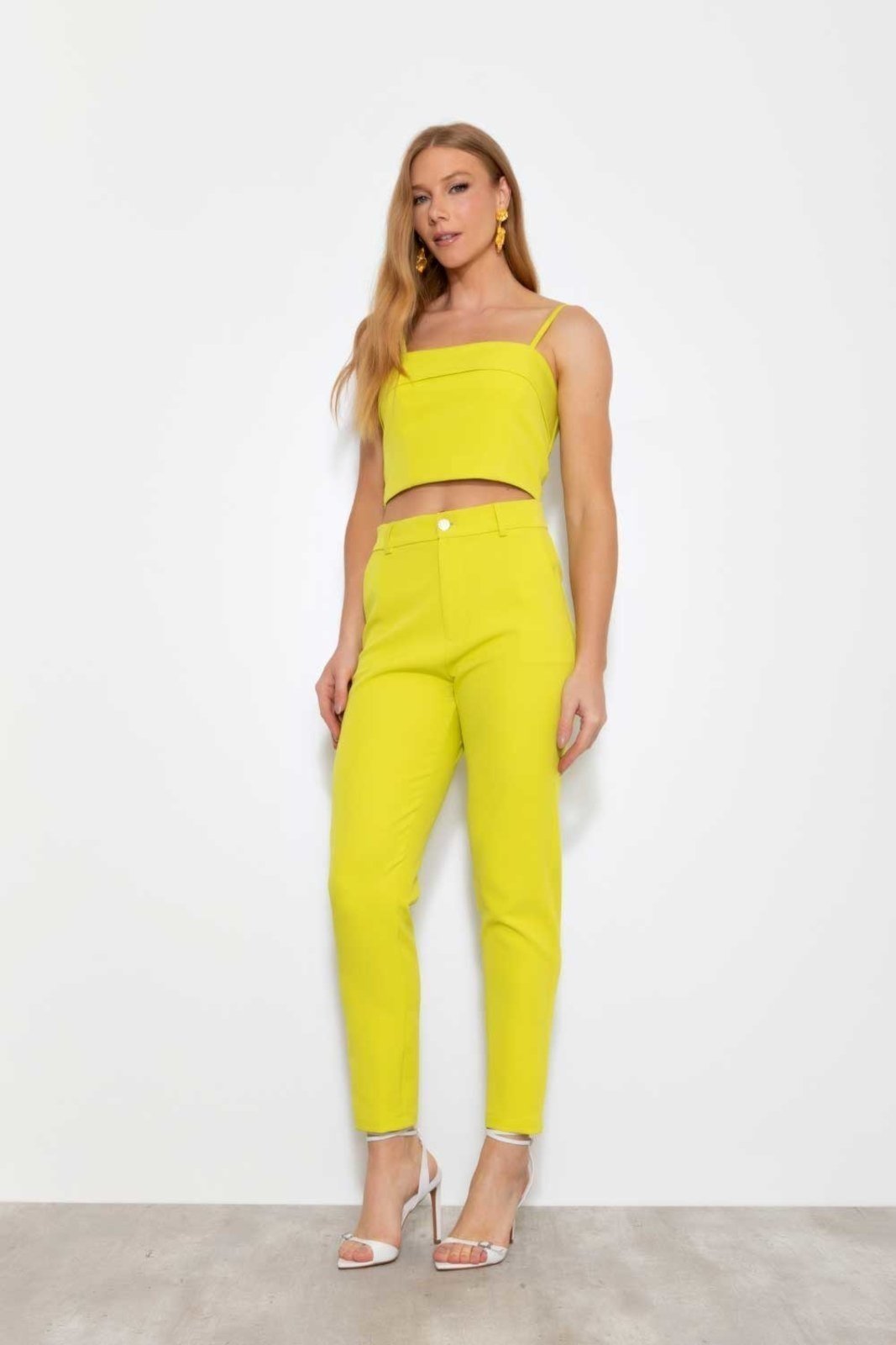 Calça Vanibele Alfaiataria Amarelo Limão