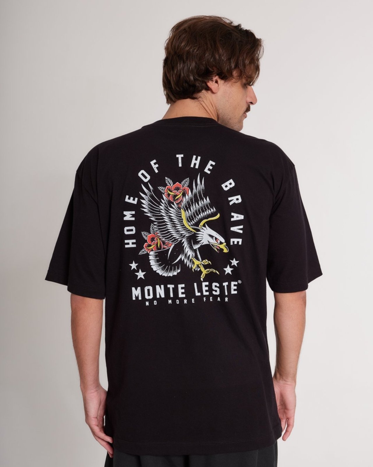 Camiseta Oversized Estampada Brave