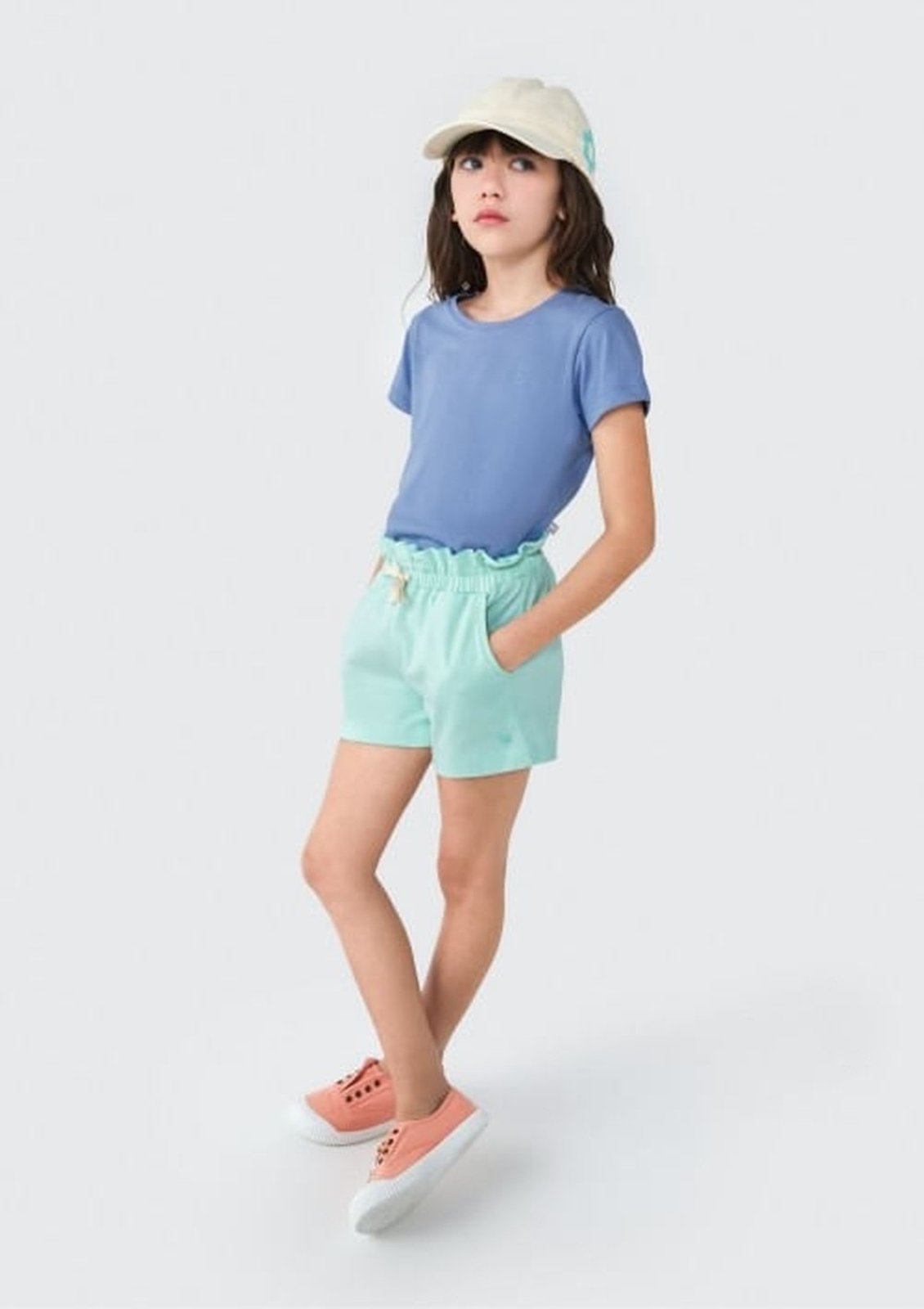 Infantil - Blusa Básica Menina Manga Curta Slim Com Bordado Coração - Azul 010