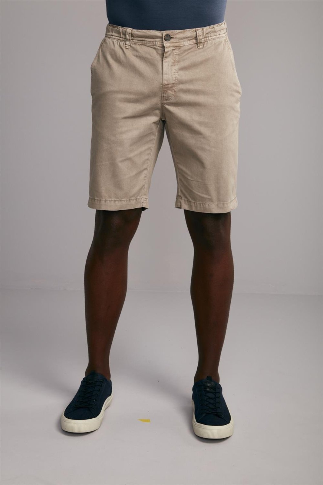 HIGHSTIL Bermuda Chino Comfort – Khaki