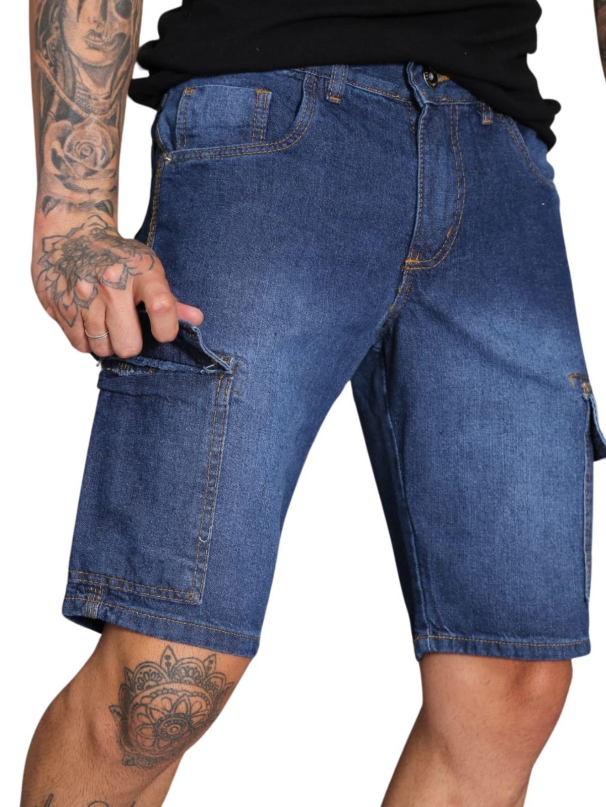 Bermuda Masculina Cargo Jeans Escuro