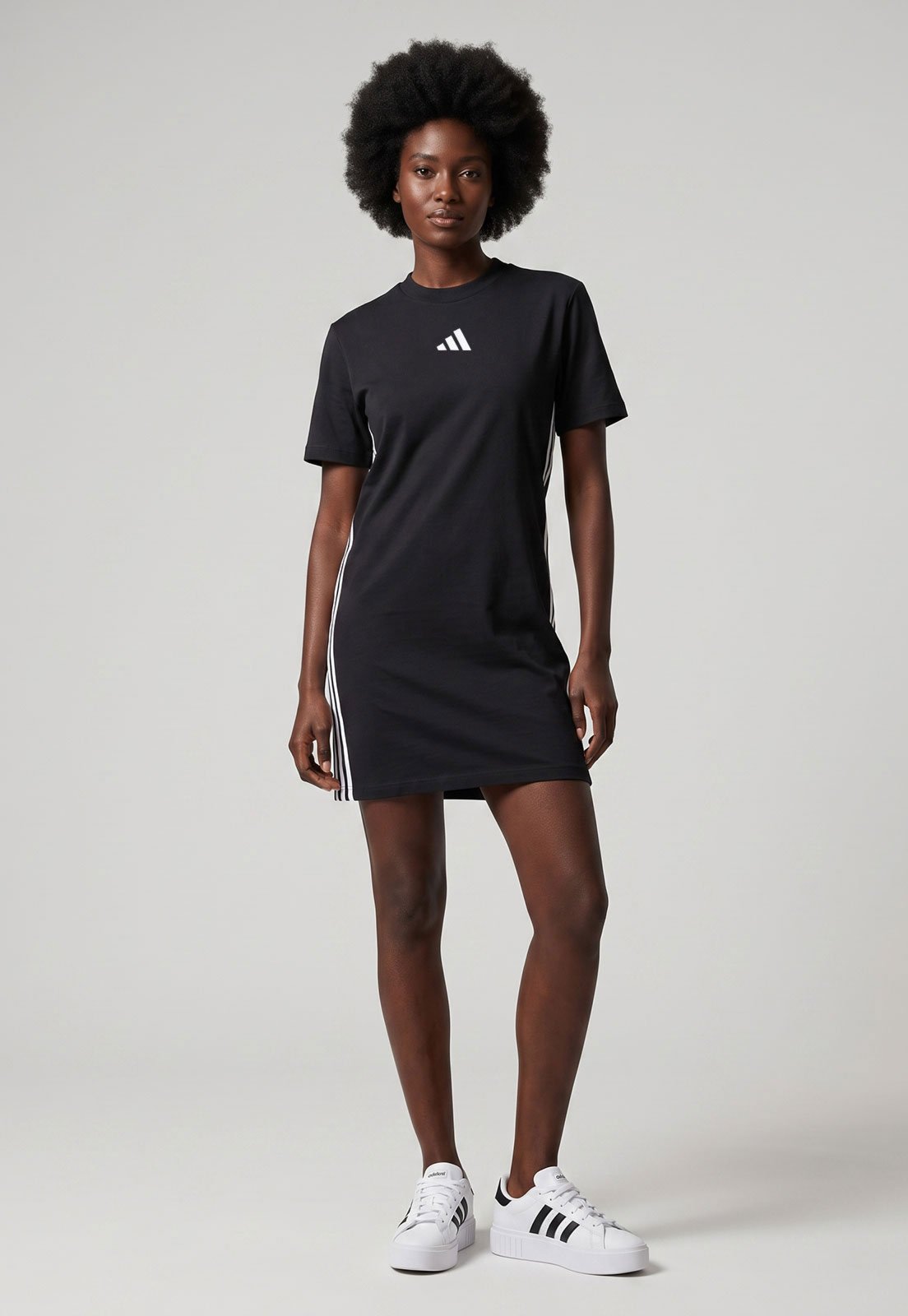 Vestido adidas Sportswear Essentials Preto