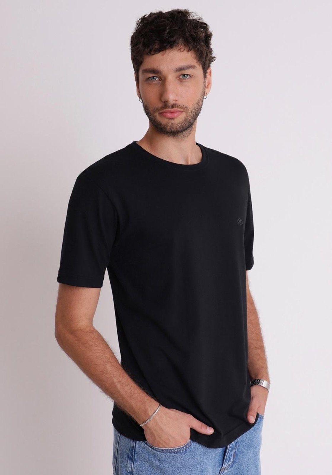 Camiseta básica preta Gang 100% algodão conforto qualidade